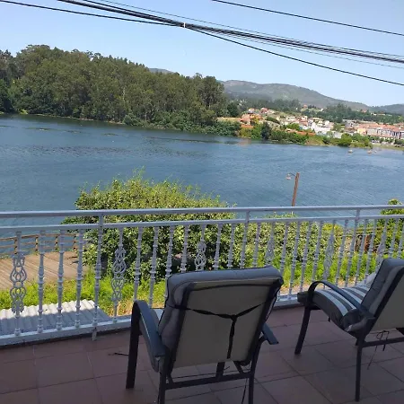 La Portela Riverside * Redondela